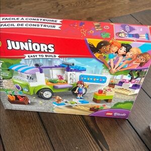 Lego  Friends Juniors Mia's  organic food set